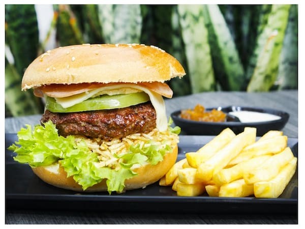 HAMBURGUESA SENCILLA